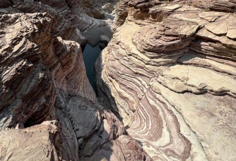 Rainbow Valley Hike