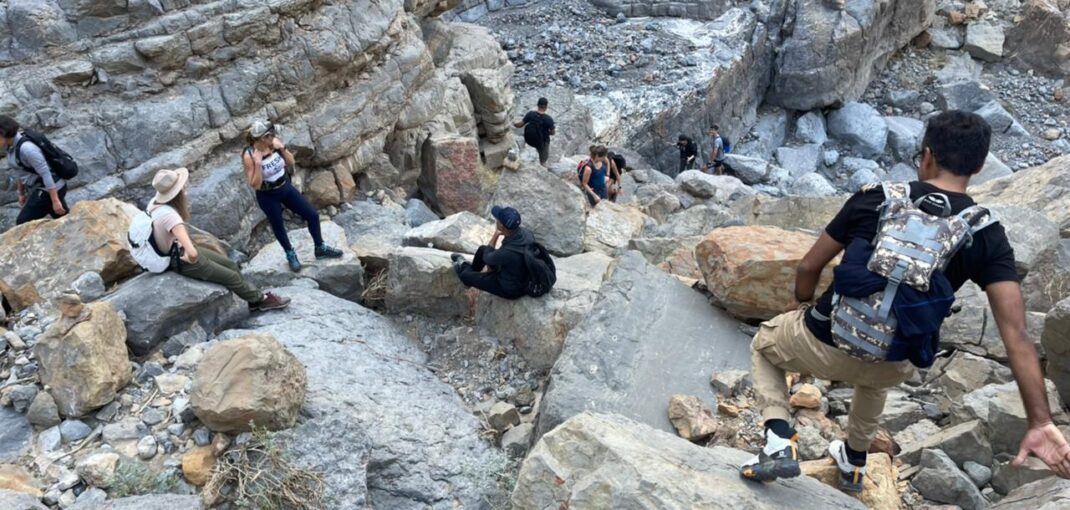 wadi-shah-hike